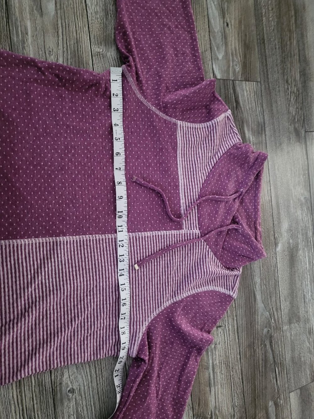 Plum Polka Dot Pullover M - Picture 5 of 12